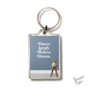 Productafbeelding: voorkant van Sleutelhanger dance love believe dream